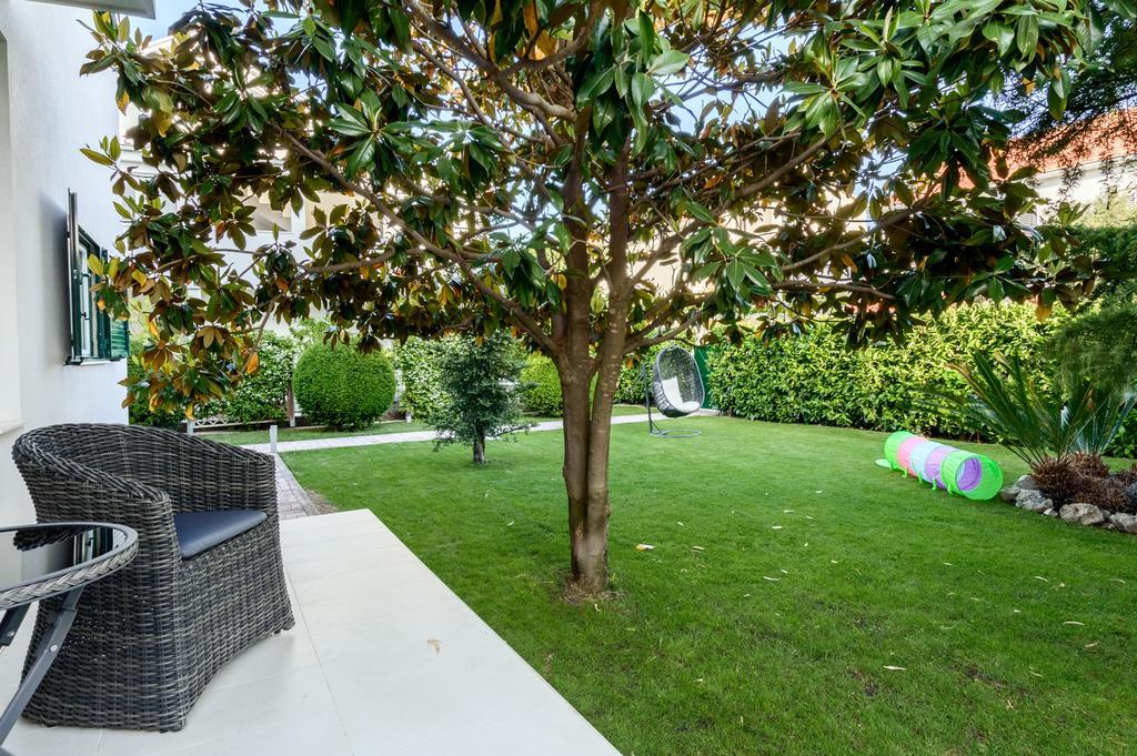 Kuca Za Odmor Kuzmanic Villa Kastela Bagian luar foto